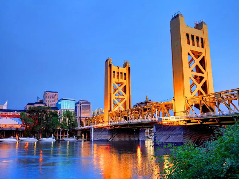 Sacramento Tower Bridge and skyline